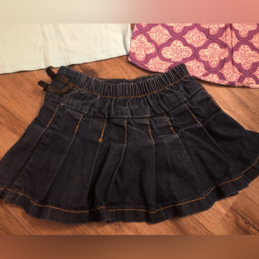 Sweet bundle for 4T - Picture 6 of 10